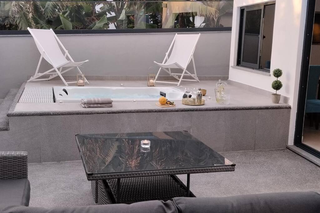 Sunset Avenue For Couple W/ Jacuzzi Spa Hot Water Paúl do Mar Kültér fotó